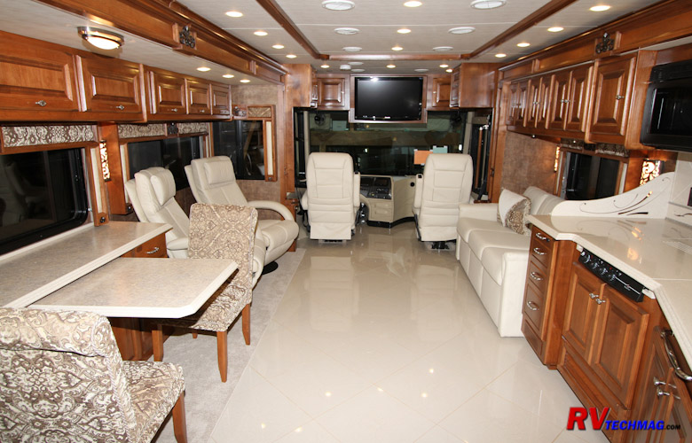 Click to view fullsize /articlepics/35_2012_Phaeton_40QBH_image-13.jpg
