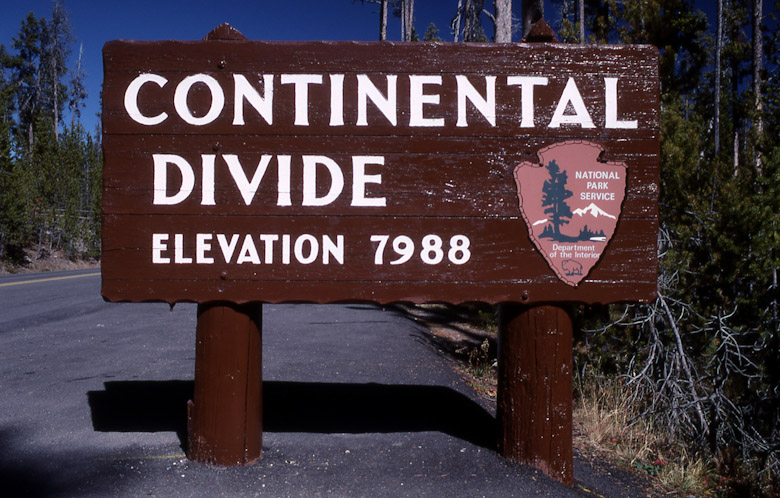 Click to view fullsize /articlepics/4_yellowstonebyrv_image-33.jpg