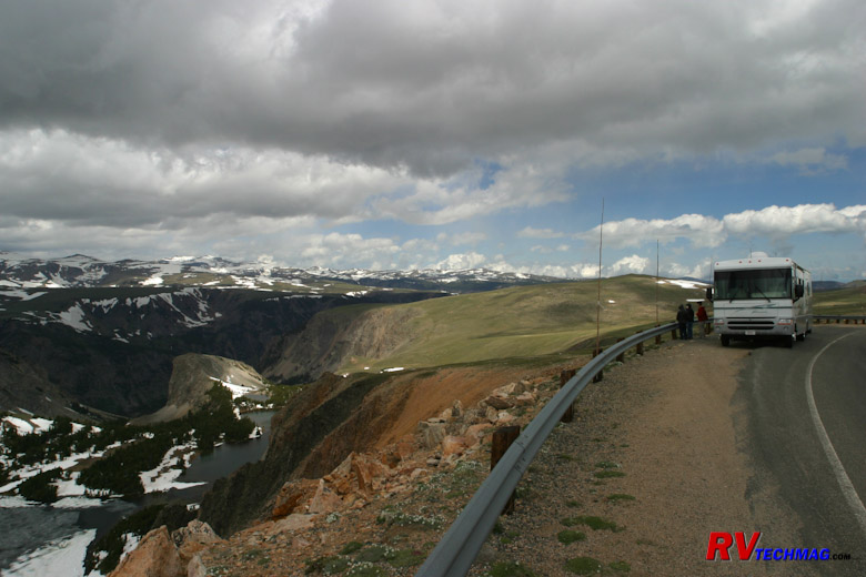 Click to view fullsize /articlepics/4_yellowstonebyrv_image-41.jpg