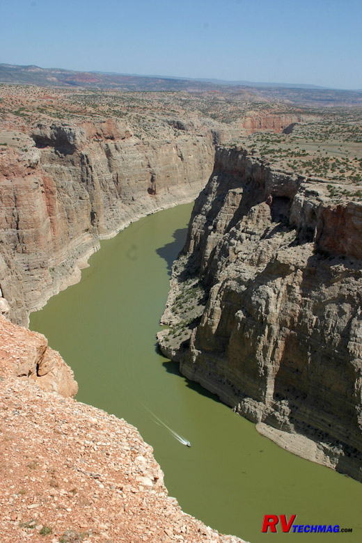 Click to view fullsize /articlepics/4_yellowstonebyrv_image-58.jpg