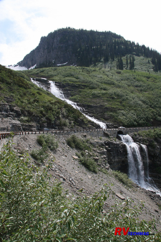 Click to view fullsize /articlepics/50_glacier_image-4.jpg