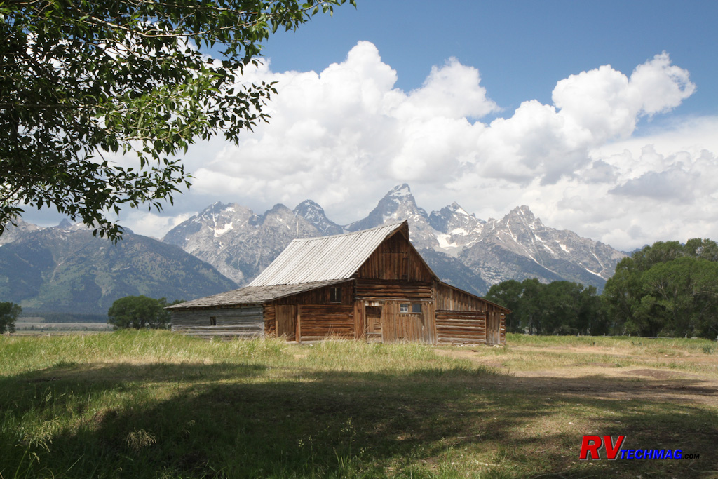 Click to view fullsize /articlepics/55_tetons_image-14.jpg