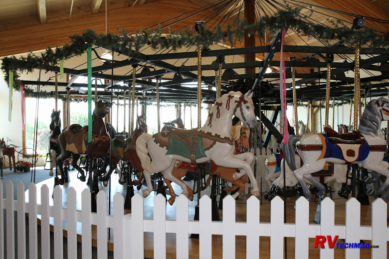 Click to view fullsize /articlepics/6_amish_image-12.jpg
