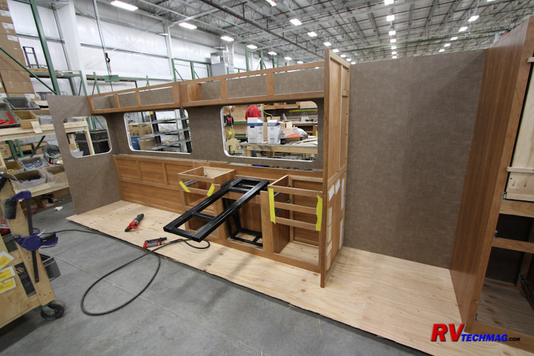 Click to view fullsize /articlepics/74_CS45A_build_image-81.jpg