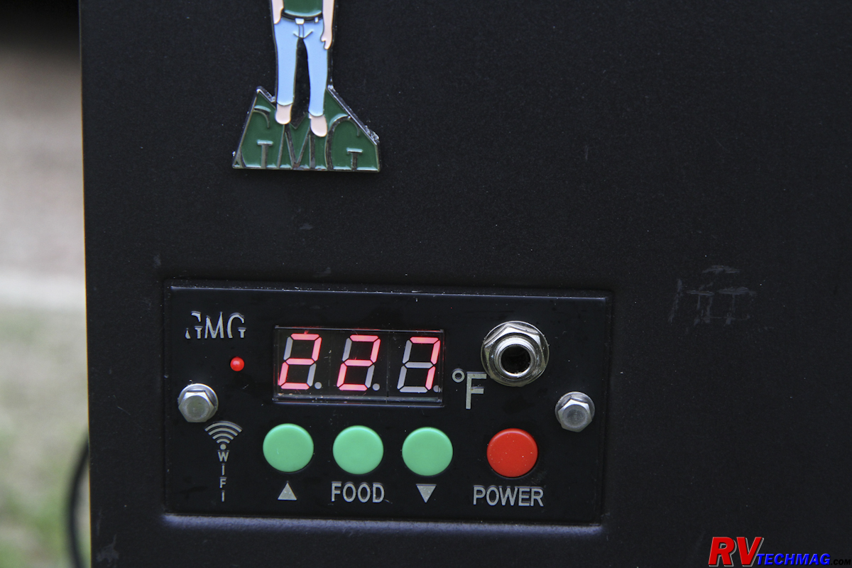 Click to view fullsize /articlepics/94_smoker_image-10.jpg